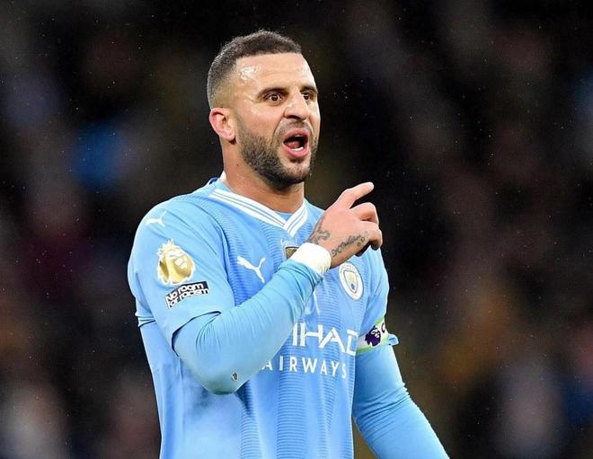 杜兰特：没觉得跟布朗的垃圾话越界了，这就是比赛的一部分（杜兰特：与布朗互喷不算越界，属于比赛的一部分）