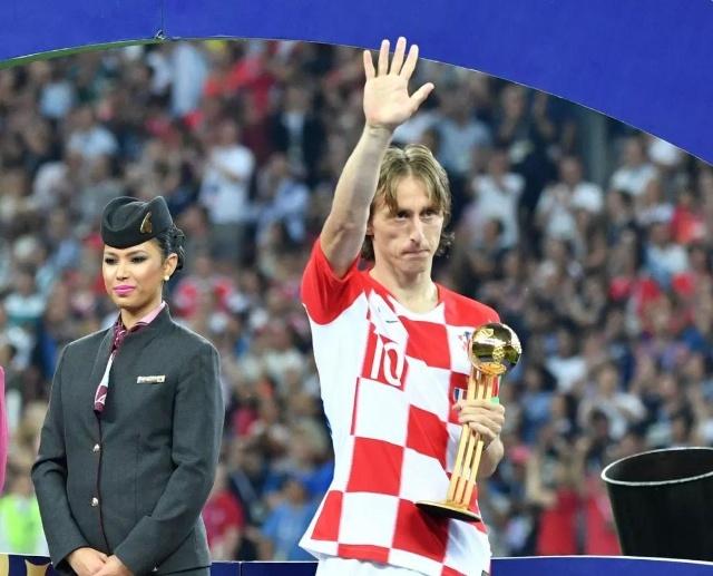 19投狂轰38分7助！女篮后卫线又杀出一王牌：宫鲁鸣这次看走眼了