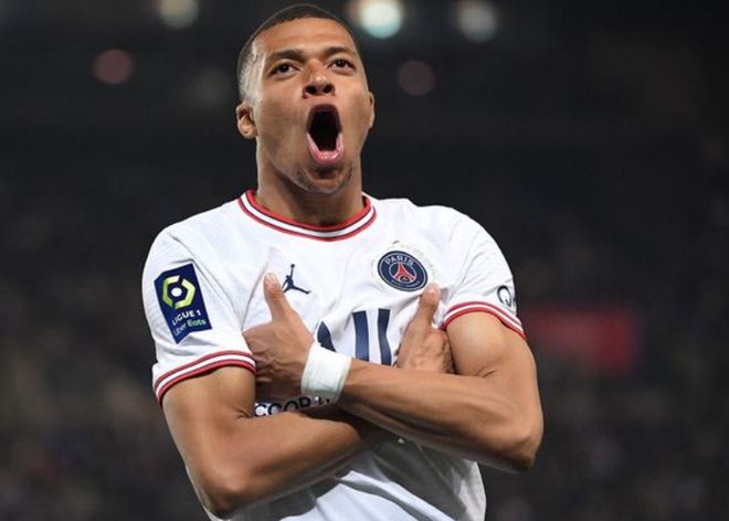 内马尔：我还没考虑未来，但在我心中桑托斯永远在第一位