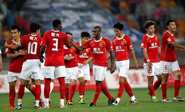 球迷调侃詹姆斯没头发，后者回应：你知道我有，而且多的是