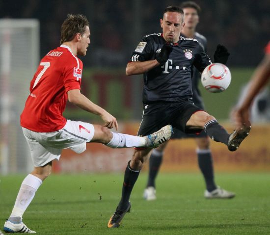 世体：奥尔莫、费尔明等9名巴萨球员将迎来诺坎普球场首秀（世界体育报：奥尔莫、费尔明等9位巴萨球员将在诺坎普完成处子秀）