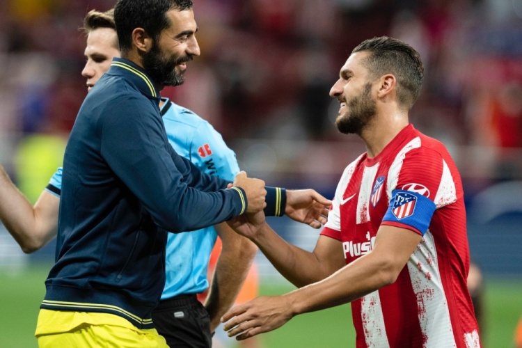 巴媒：内马尔左膝疼痛，或将缺席桑托斯的下一场比赛