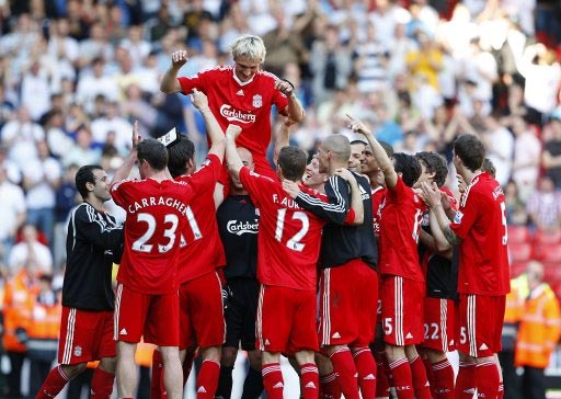 献礼啦！莱万开场4分钟闪击破门，新诺坎普球场迎来首个进球（莱万开场4分钟破门，新诺坎普见证首粒进球）